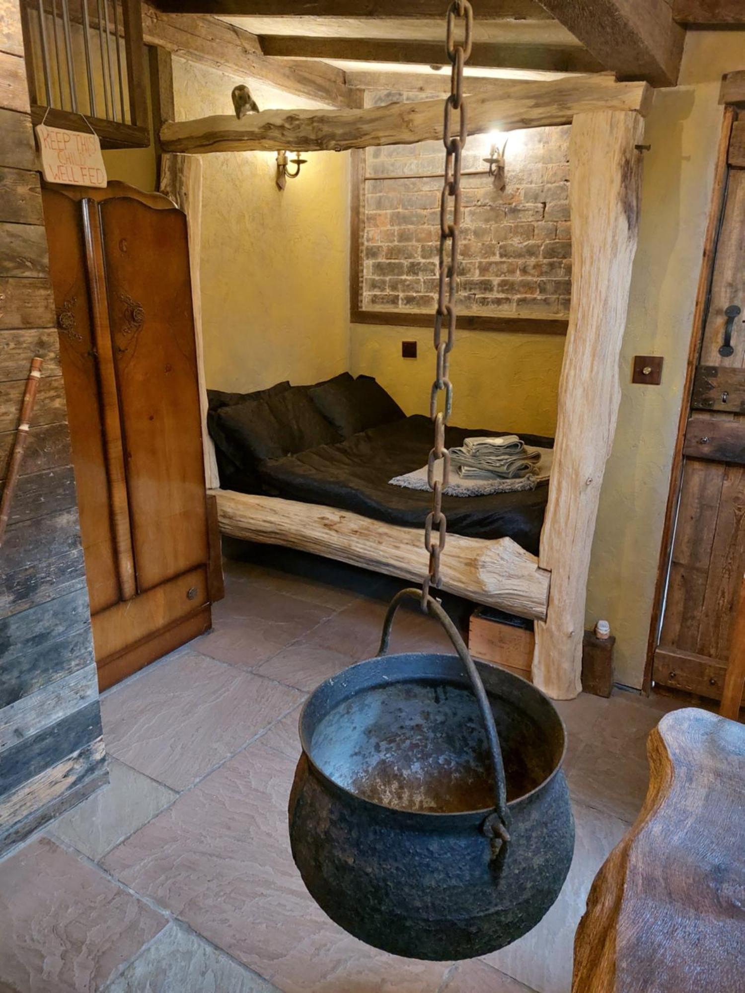 A Little Bit Of Magic - Witchcraft Guest house *